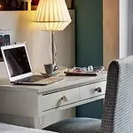 Lx Boutique 4*