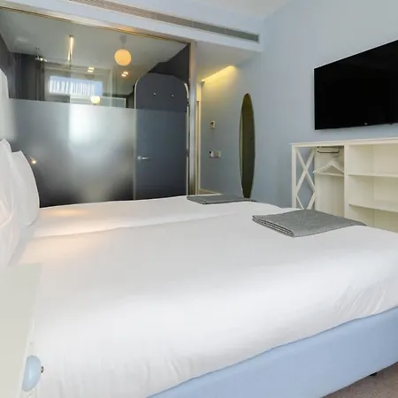 Lx Boutique 4*