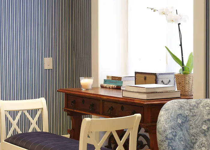 Lx Boutique Hotel