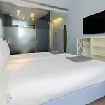 Lx 부티크 4*