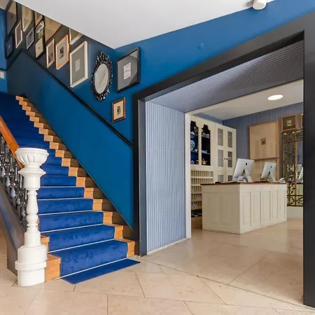 Lx Boutique Hotel 4*