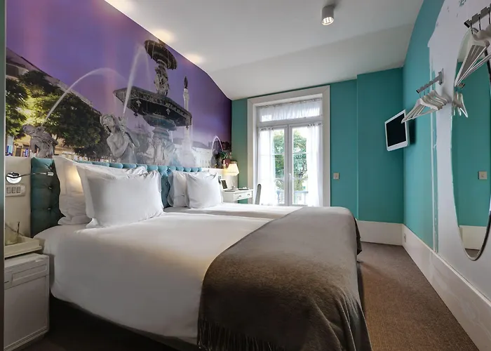 Lx Boutique Hotel 4*