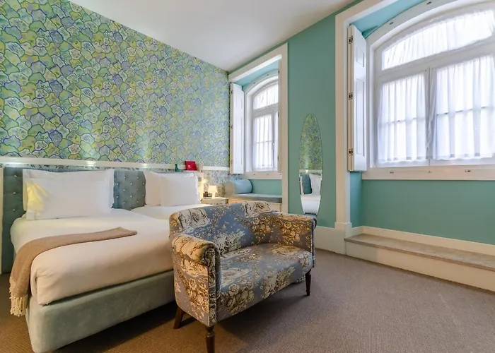 Lx Boutique Hotel 4*