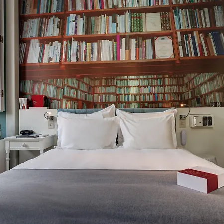 Lx Boutique Hotel 4*